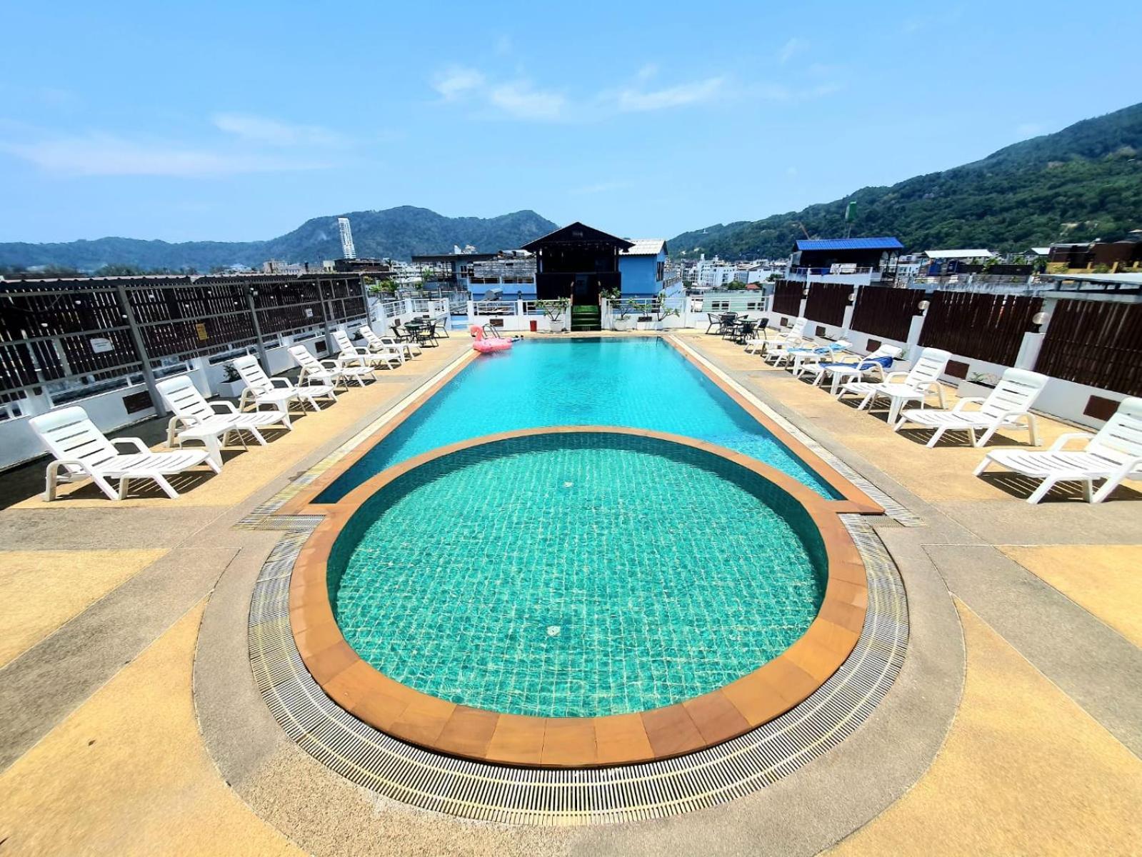 Issara Patong Beach Exterior photo